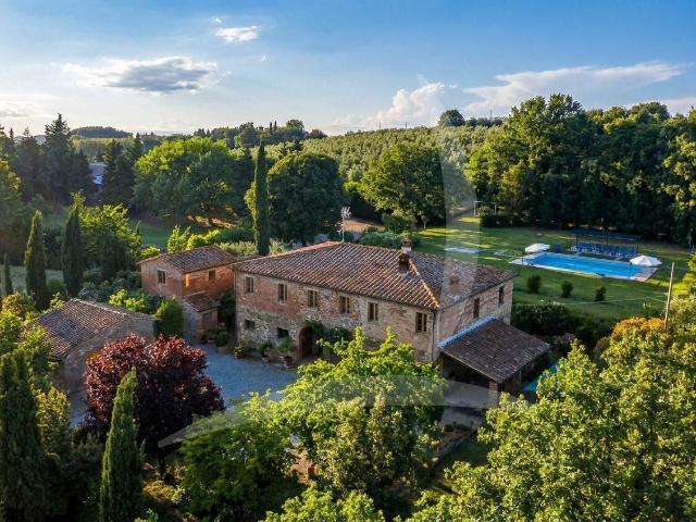 6 Camere da Letto Casale Toscana In Vendita A1190ta9. 765m² Foiano della Chiana