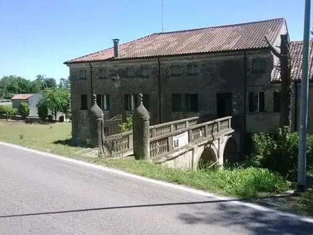 6 camere da letto, Giacciano Veneto 45020 85281193
