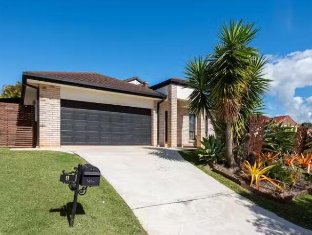 6 Carmarthen Circuit, PACIFIC PINES, QLD 4211 House for Rent