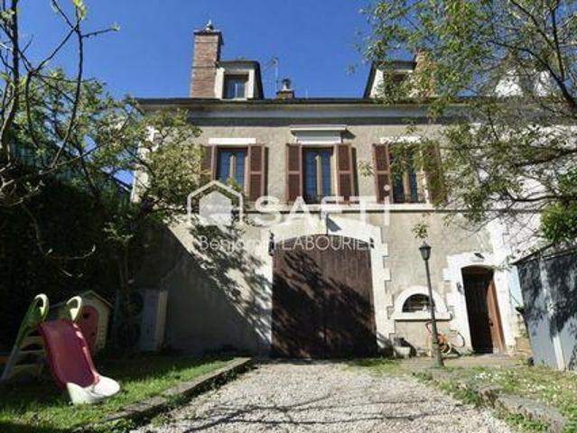 6 chambres, Appoigny Bourgogne 89380 101596998