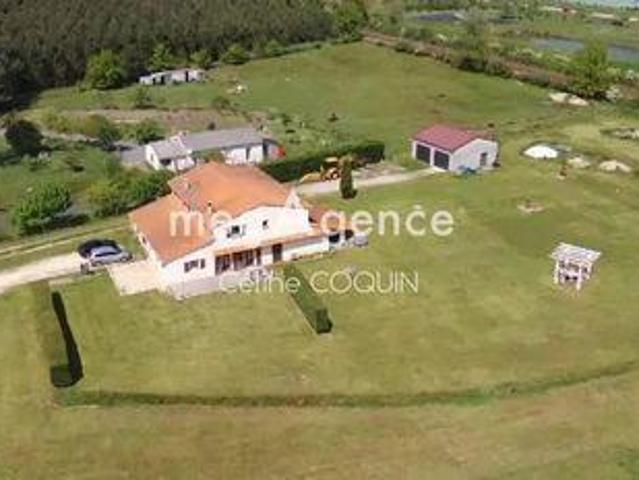 6 chambres, Bussac Poitou 17210 101490069
