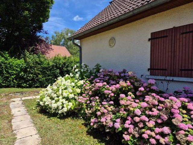 6 chambres, Besancon Franche 25000 LS104260035