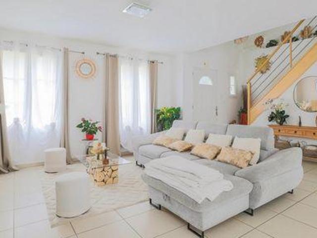 6 chambres, Breteuil Picardie 60120 100952670