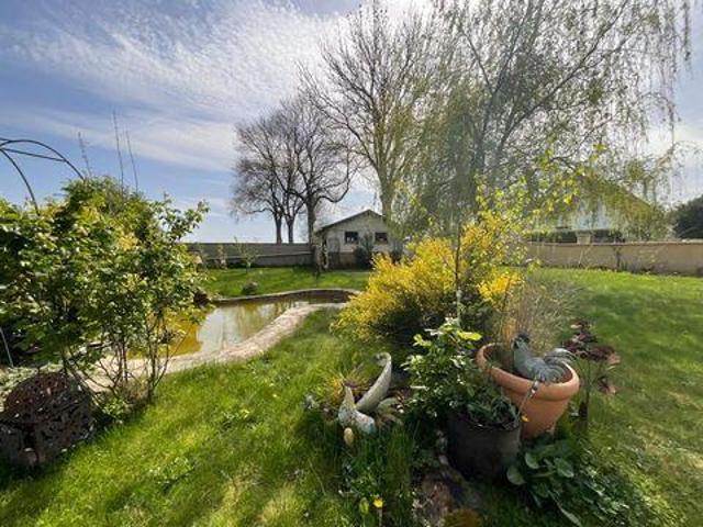 6 chambres, Cerisy Picardie 80140 99018515