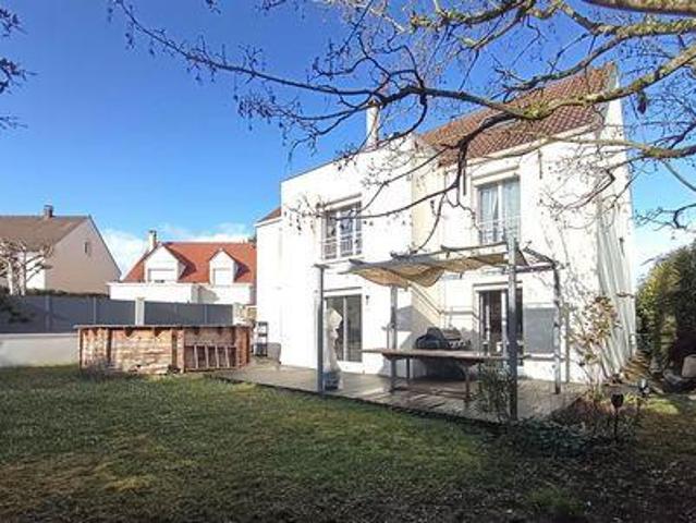 6 chambres, Courdimanche Île 95800 105413085