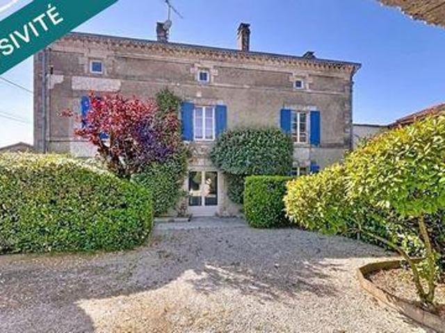 6 chambres, Juille Poitou 16230 101995550