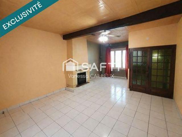 6 chambres, La Fere Picardie 02800 100223792