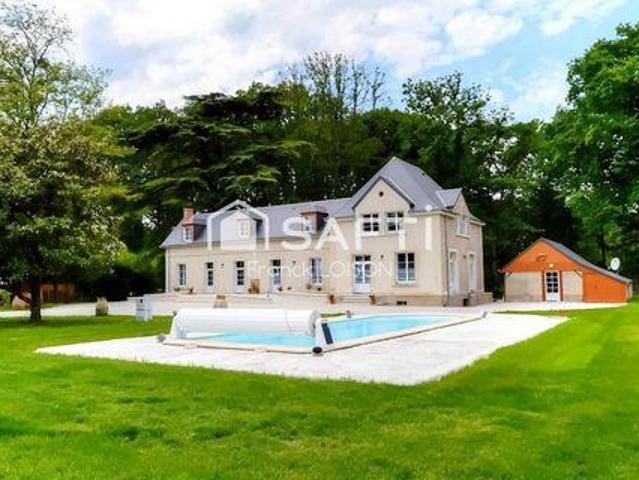 6 chambres, Souvigne Centre 37330 LS103383174