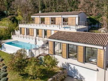 6 chambres, Tourrettes Provence 06140 99837377