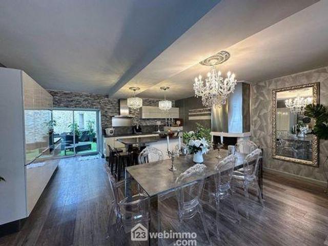 6 chambres, Vihiers Pays de la Loire 49310 LS103884039