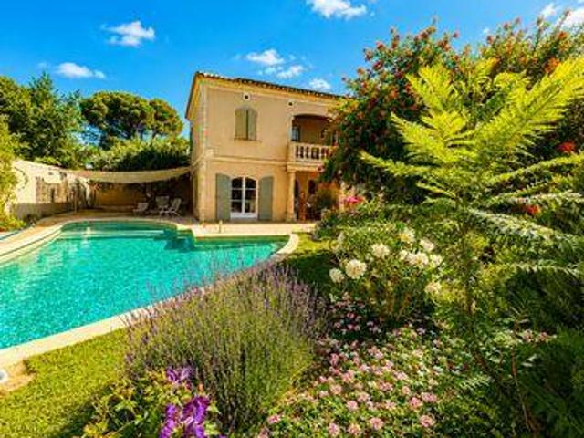6 chambres, Villeneuve Les Avignon Languedoc 30400 103015278