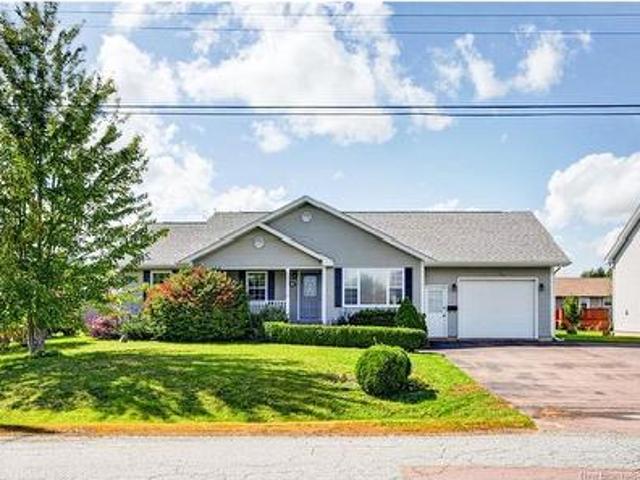 6 Chad Cres, Salisbury, NB, E4J 3N3 house for sale | Listing ID NB147385 | Royal LePage