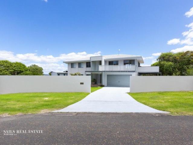 Long Point Luxury With Built in Income