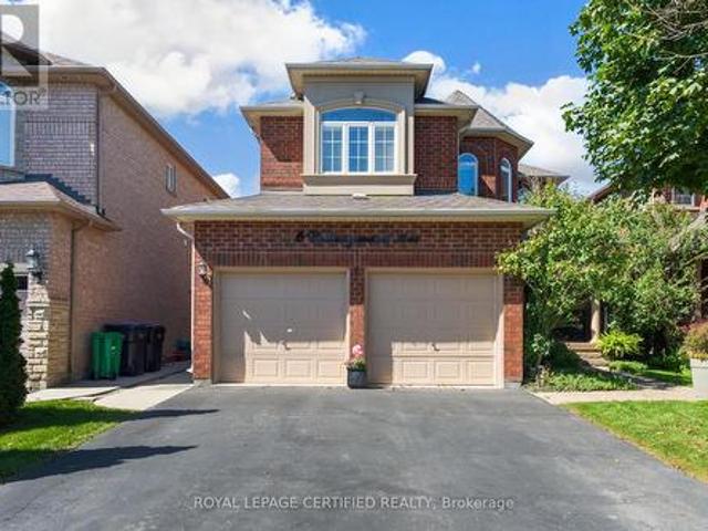 6 Collingwood Avenue, Brampton, ON, L7A 2E5 house for sale | Listing ID W14079 | Royal LePage