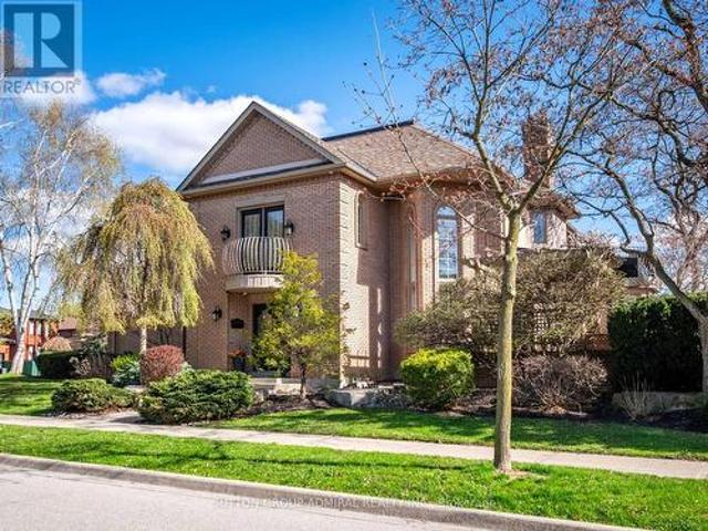 6 Colton Crescent S, Vaughan, ON, L4L 3L7 house for sale | Listing ID N13773 | Royal LePage