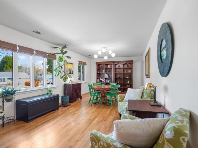 6 Colvin Road