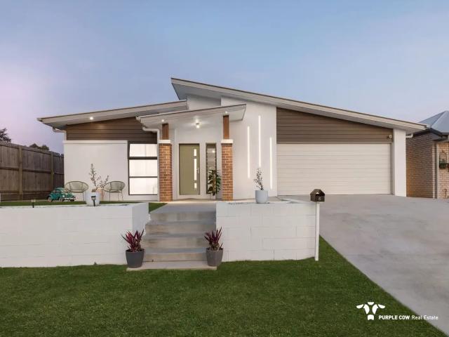 6 Condamine Way