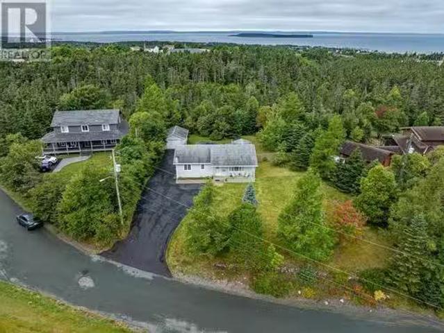 6 Coniferous Road, Conception Bay South, NL, A1W 5T4 house f.