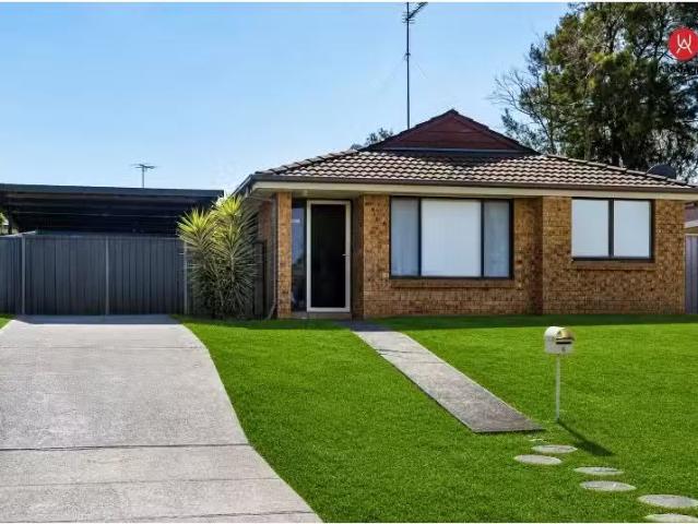 6 Cordelia Street, ROSEMEADOW House for rent Listed by Angela.