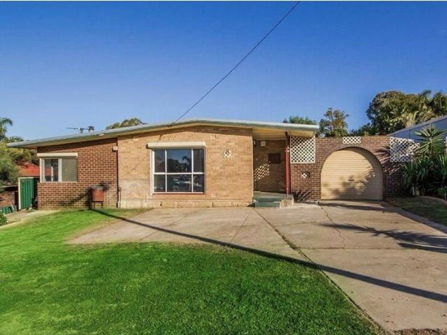 Must Sell 6 Cowling Way, Parmelia