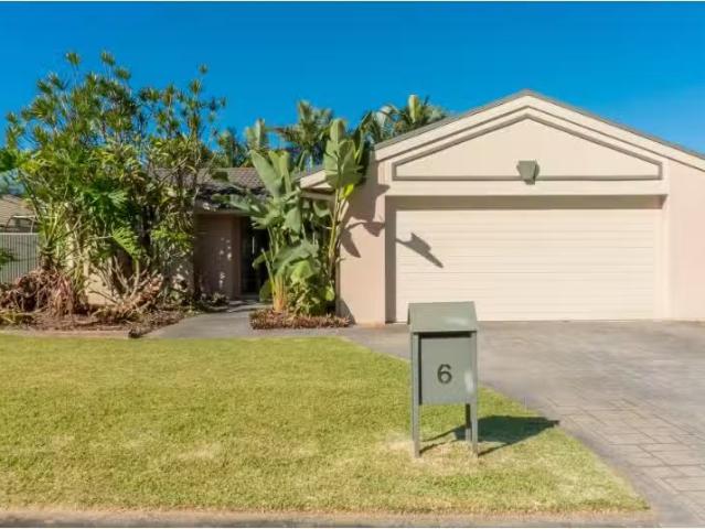 6 Cotswold Close, Coffs Harbour House for rent Listed by Came.