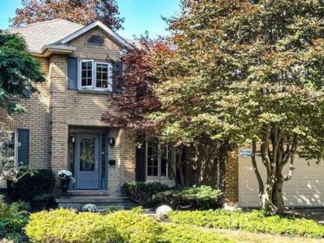 6 Cottonwood Court, Ancaster, ON, L9G 3W1 house for sale | Listing ID 40865 | Royal LePage