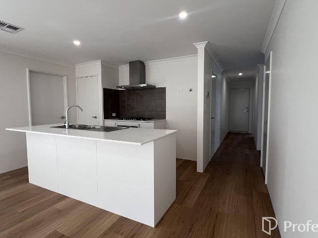6 Duleer StreetGosnells WA 6110, Australia