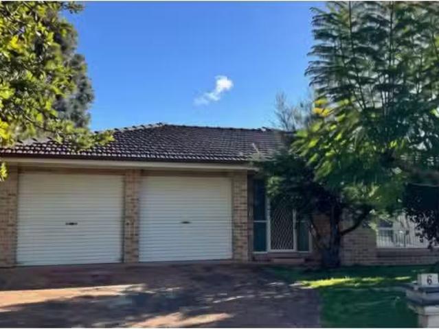 6 Dunshea Avenue, Tea Gardens House for rent Listed by Kirste.