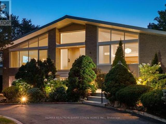 6 Denmark Crescent, Toronto, ON, M2R 1J4 house for sale | Listing ID C13818 | Royal LePage