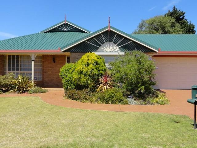 6 Donna Court, Kearneys Spring