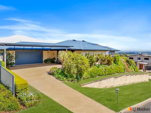 6 Eucalyptus Crescent, Norman Gardens | The View Changes Everything