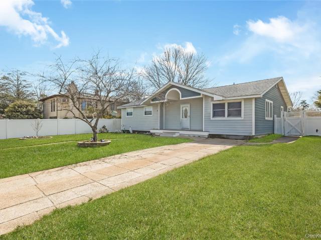 6 Evy Court