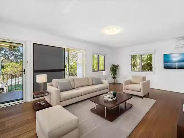 6 Enfield Street, Mount Gravatt East, QLD 4122