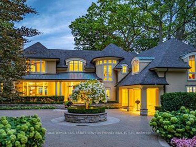 6 Ennisclare Drive W, Oakville, ON, L6J 4N2 Luxury House for sale | Listing ID W12867 | Royal LePage Carriage Trade Luxury Properties