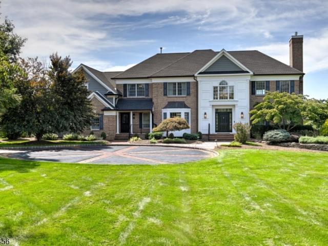 6 Fairway Dr