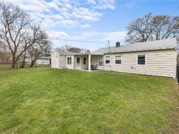 6 Fairchild Road