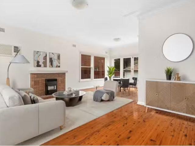 6 Fenwick Avenue, ROSELANDS House for rent Listed by Quartzin.