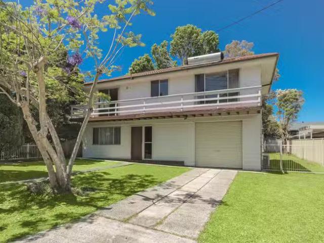 6 Ferndell Way, Berkeley Vale, NSW 2261