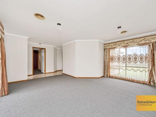 6 Forsyth Court, Cranbourne North, VIC 3977
