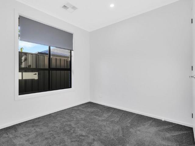 6 Gaynor Avenue, Paralowie SA 5108