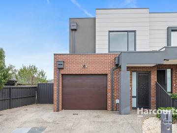 6 Gia Lane, Wollert VIC 3750 Townhouse For Rent | Domain