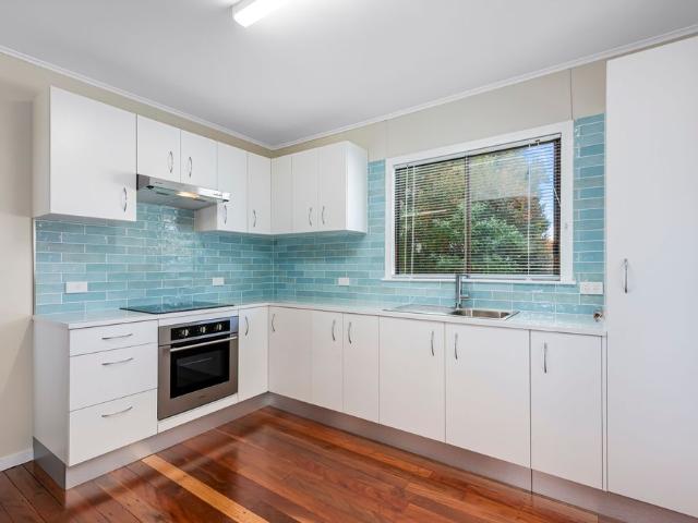 6 Gipps Street