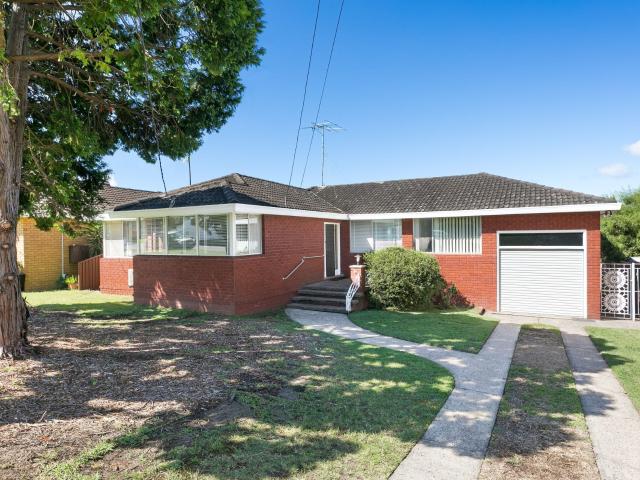 6 Greenway Street, Gymea