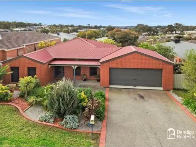 6 Grevillea Ave, Kangaroo Flat House for rent Listed by Ella.