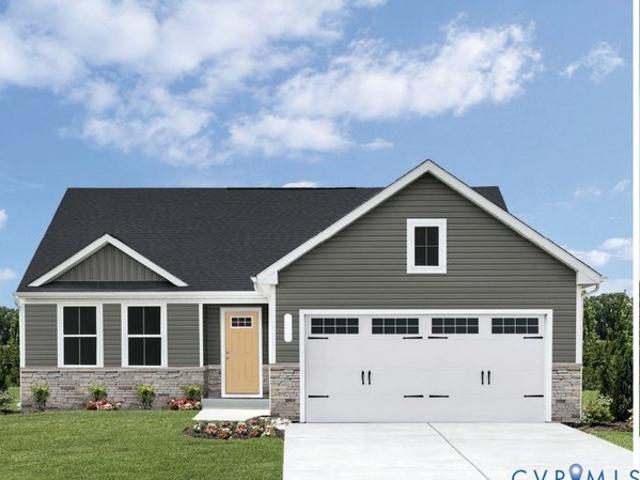 6 Hackberry Dr, Petersburg, VA 23805