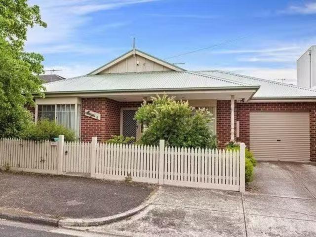 6 Hance Street, Yarraville, VIC 3013
