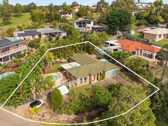 6 Hervey Street, OXENFORD, QLD 4210