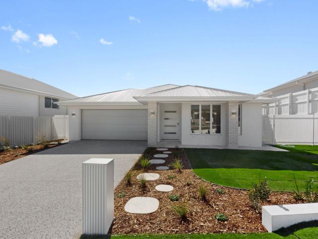 6 Holbourne Street, UPPER KEDRON, QLD 4055