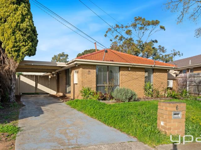 6 Iluka Drive, Werribee