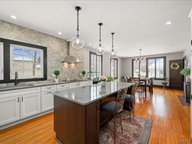 6 Ironwood Road